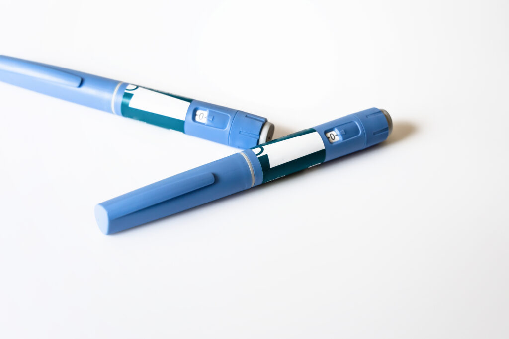 A imagem atual não possui texto alternativo. O nome do arquivo é: ozempic-insulin-injection-pen-insulin-cartridge-pen-diabetics-scaled.jpg
